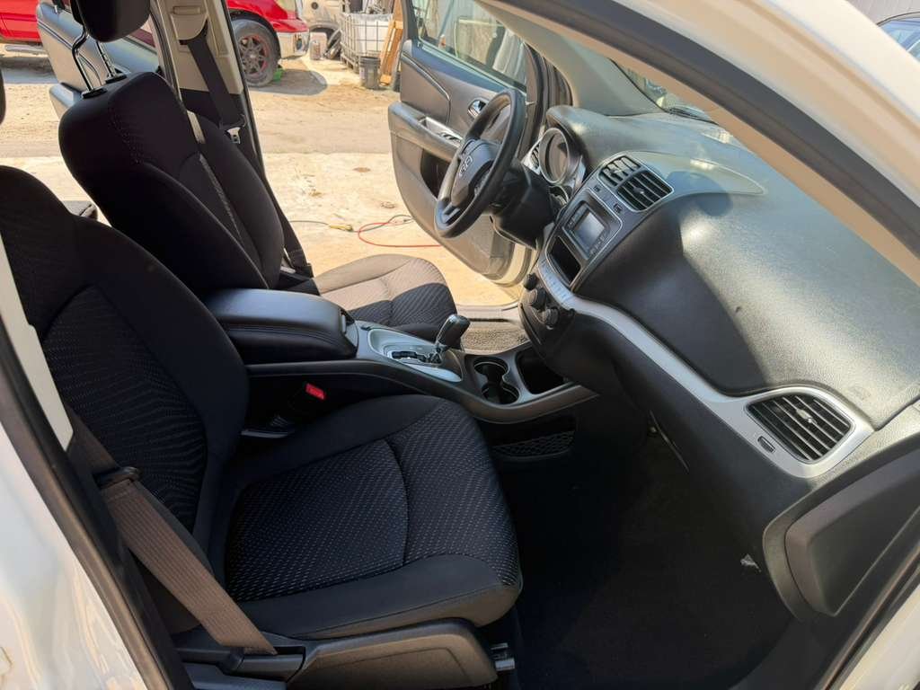 2019 Dodge Journey SE - Photo 9