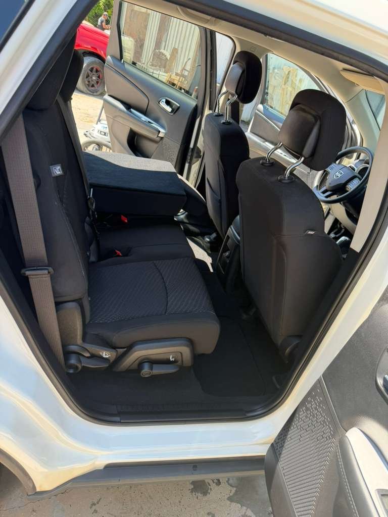 2019 Dodge Journey SE - Photo 8