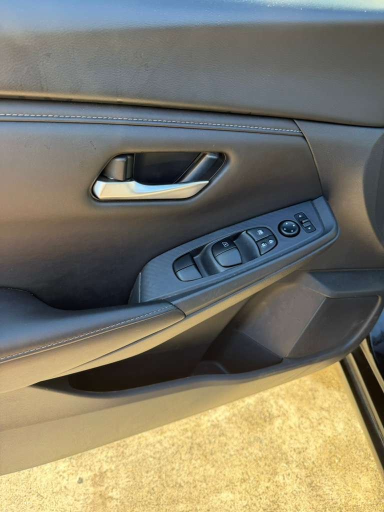 2025 Nissan Sentra SV - Photo 10
