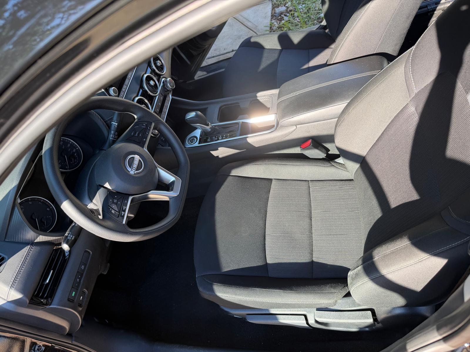 2025 Nissan Sentra SV - Photo 5